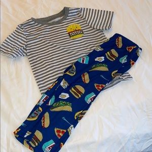CARTERS PAJAMA SET(SO CUTE)